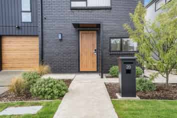 20 Dahl Drive, Trentham