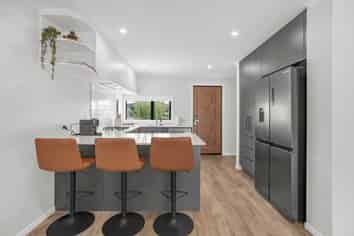 20 Dahl Drive, Trentham