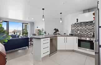 17/281 Maunganui Road (The Paramount), Mount Maunganui