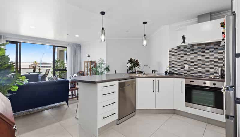 17/281 Maunganui Road (The Paramount), Mount Maunganui