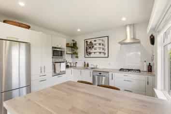 380 Devon Street West, Lynmouth