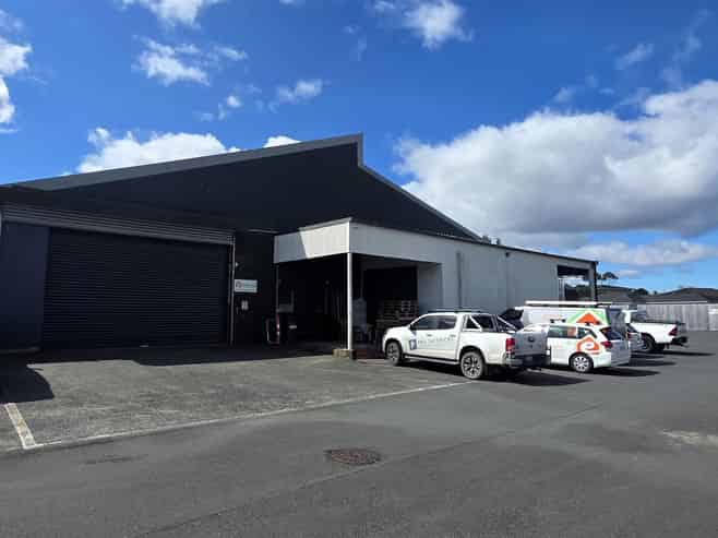 CBRE | Versatile Rosebank Road Option