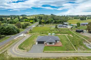 300 White Road, Otane