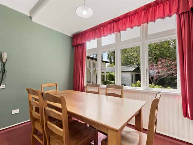 284 Estate Road, Clinton