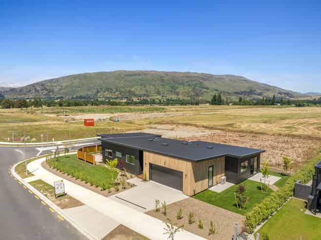 26 Deans Drive, Wanaka