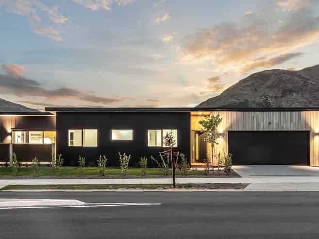 26 Deans Drive, Wanaka