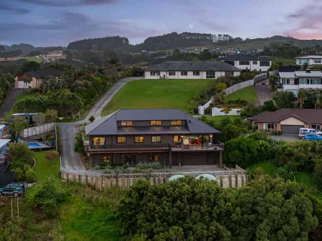 39 Bayview Park Lane, Orewa