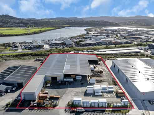 Large industrial must be sold