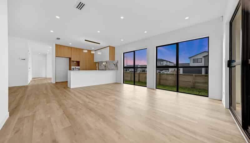 28 Korowhiti Road, Clarks Beach