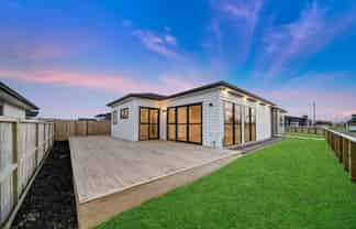 28 Korowhiti Road, Clarks Beach