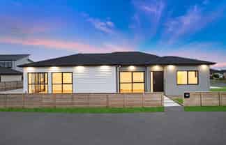 28 Korowhiti Road, Clarks Beach