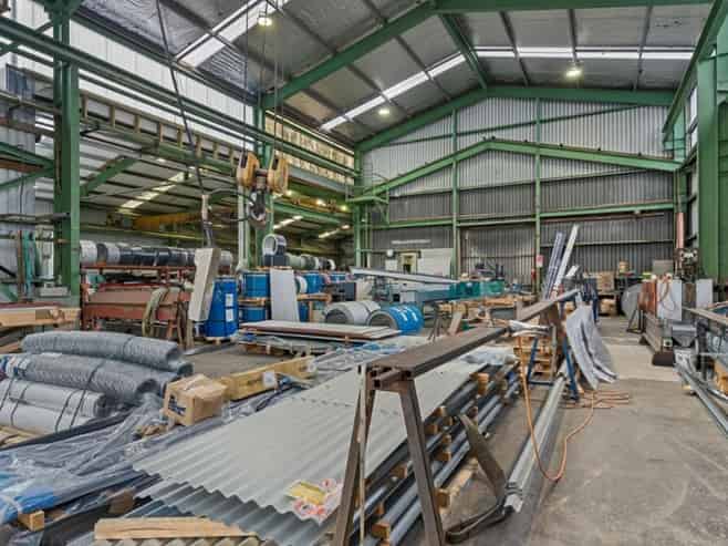  12m Stud Workshop in Strategic Location