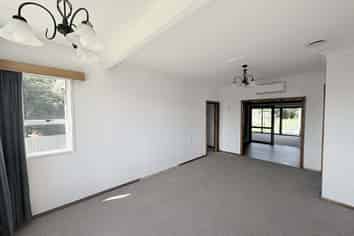 15 Clifford Street, Hawera