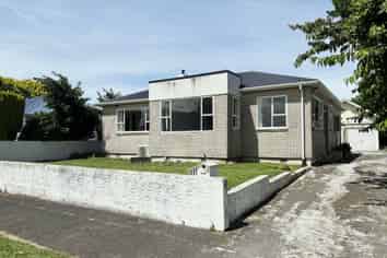 15 Clifford Street, Hawera