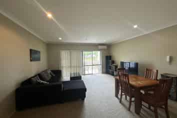 34/128 Stancombe Road, Flat Bush