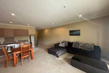 34/128 Stancombe Road, Flat Bush