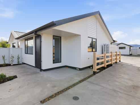 2 Forth Street, Mosgiel