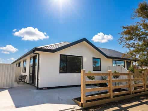 2 Forth Street, Mosgiel