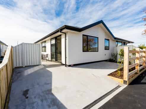 2 Forth Street, Mosgiel