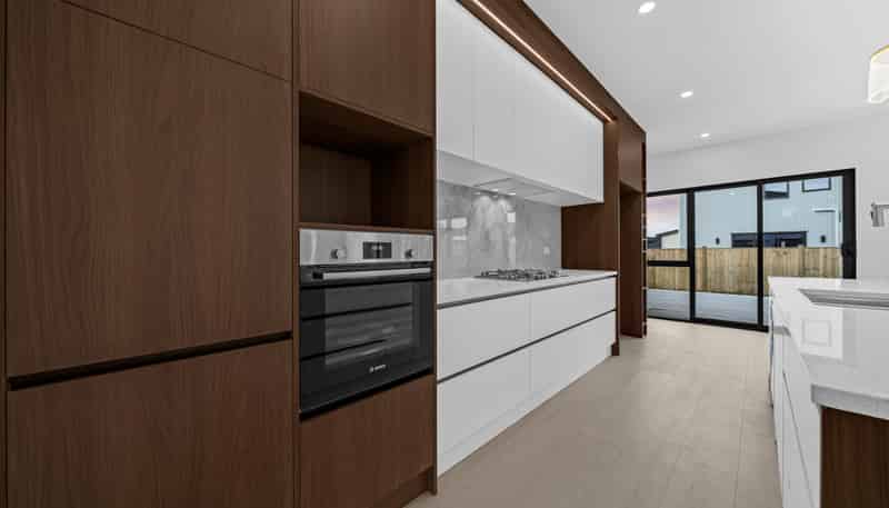 30 Korowhiti Road, Clarks Beach