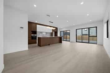 30 Korowhiti Road, Clarks Beach