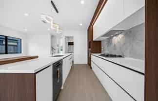 30 Korowhiti Road, Clarks Beach