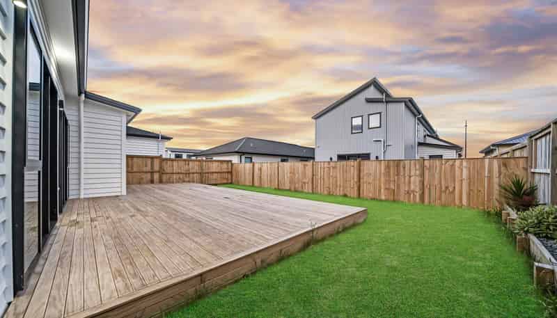 30 Korowhiti Road, Clarks Beach