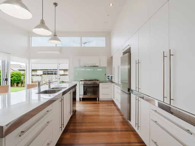 92 St James Drive, Huntington