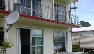 2/258 Cockayne Road, Ngaio