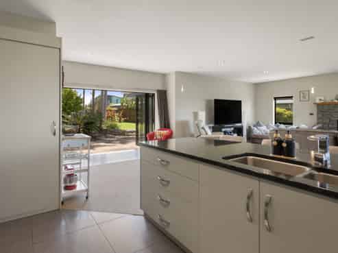 111 Koutunui Road, Athenree