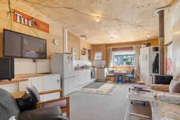 1 Richardson Street, Woodville