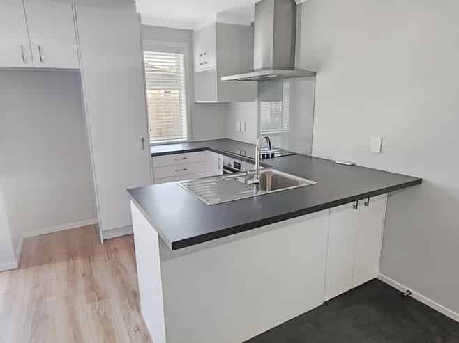 B/63 Lincoln Avenue, Epuni