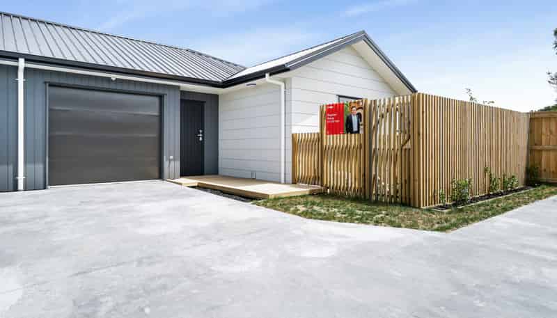 3/10 Michael Avenue, Dinsdale