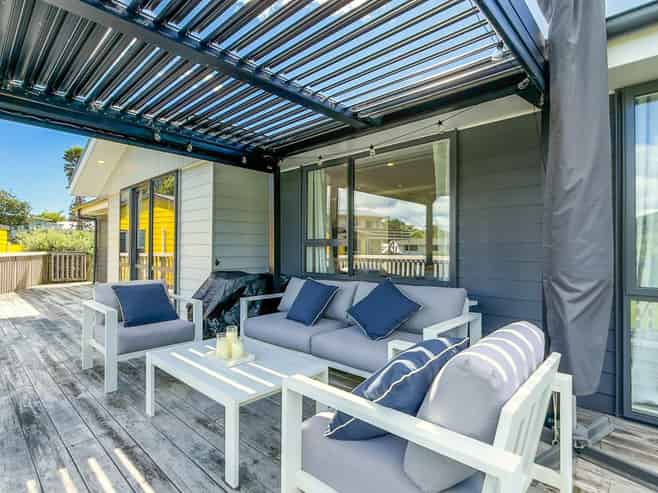 100 Kon Tiki Road, Whiritoa