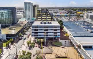 OFFICE IN THE HEART OF MANUKAU
