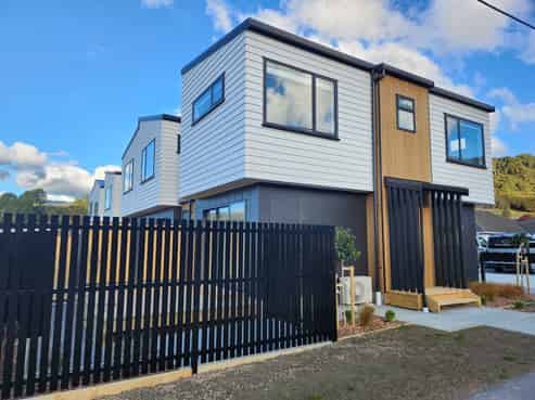 1/11 Lees Grove, Wainuiomata