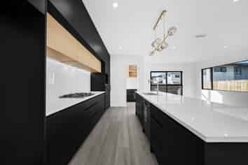 16 Gertrude Cole Road, Clarks Beach