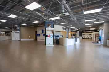 Large Modern Showroom - North Shore 