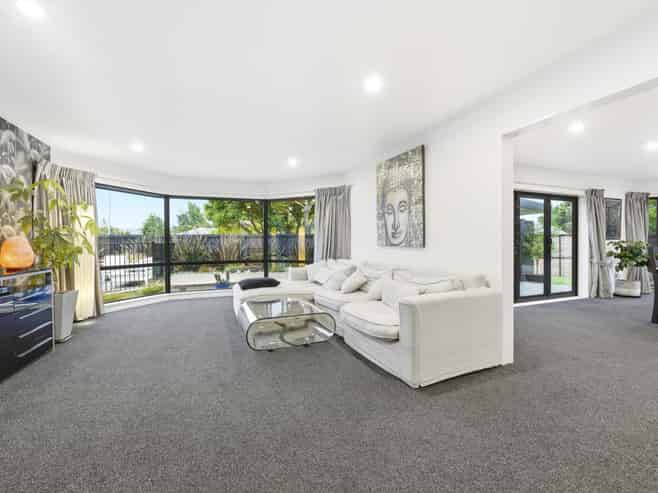 21 Taranaki Drive + 22 Hewitts Road, Woodend