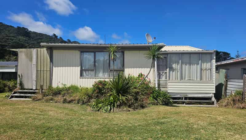 7 Mission Road, Port Waikato