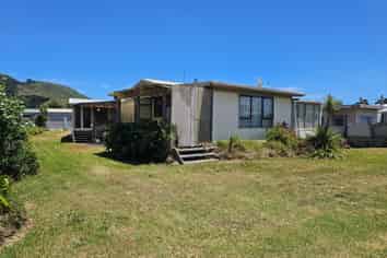 7 Mission Road, Port Waikato