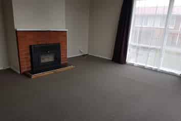 88 Lauder Cres, Heidelberg