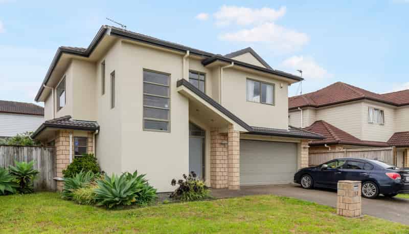 13 Strundeen Close, Flat Bush