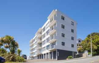 D2/1 Washington Avenue, Brooklyn