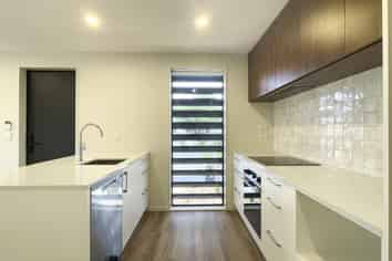 1/120 Hastings Street East , Sydenham