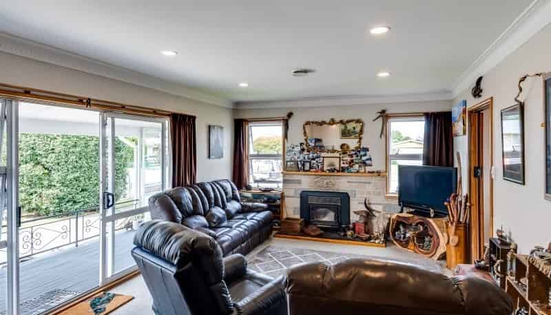 1404 Warwick Place, Mayfair