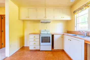 1 & 2/28 Nile Street, Highfield