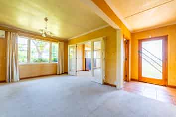 1 & 2/28 Nile Street, Highfield