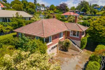 1 & 2/28 Nile Street, Highfield