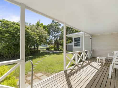 79 Marsh Road, Wharehine